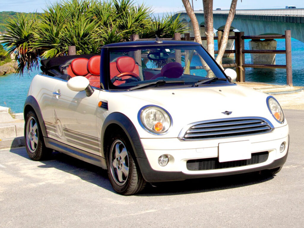 白色のクーパー