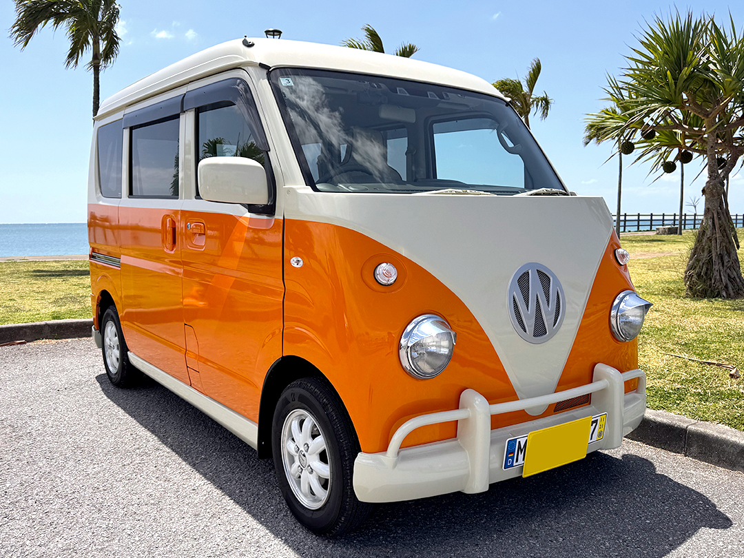 黄色のカスタムカー