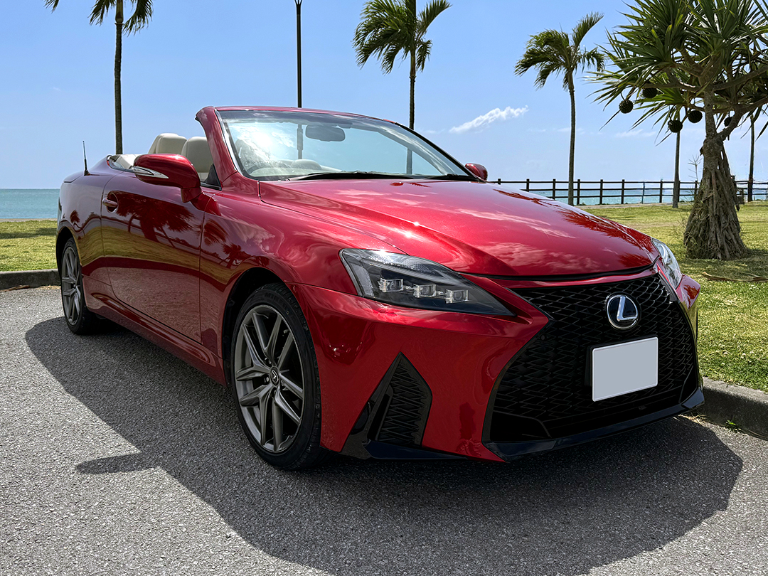 レクサスIS赤